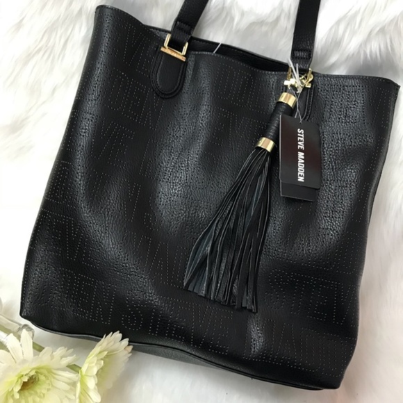Steve Madden Handbags - *NWT* STEVE MADDEN Bsaylor Logo Tote - Black